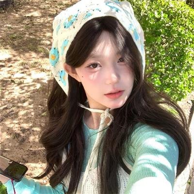踉跄女孩